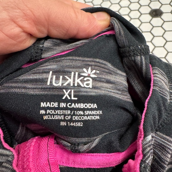 Lukka hoodie zip up size XL - Picture 3 of 6